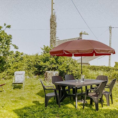 La Petite Maison De Lampaul ภายนอก รูปภาพ